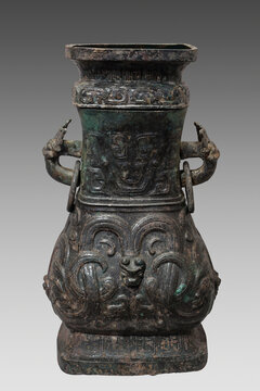 龙纹铜壶