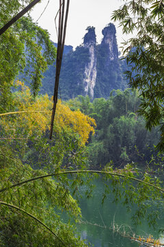 山景河流