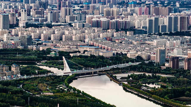 中国长春伊通河畔风景