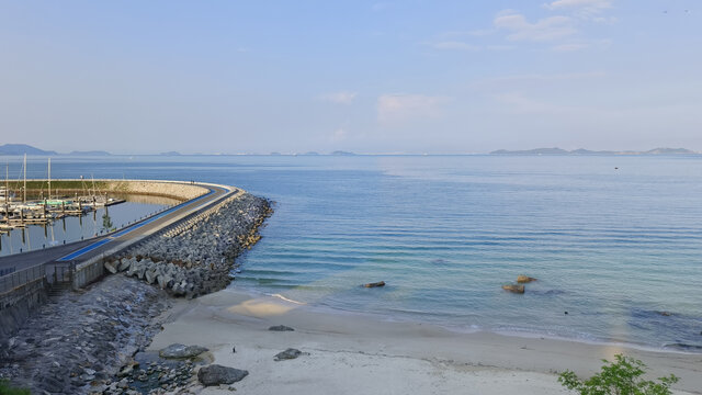 深圳大鹏浪骑檐云景色