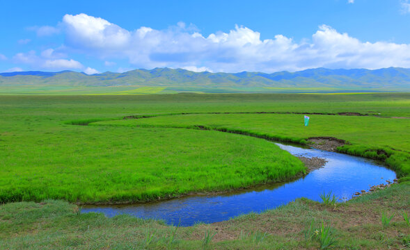 草原小河