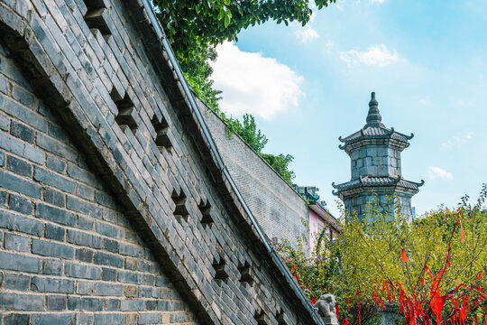武汉旅游长春观石塔