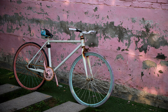 废旧自行车
