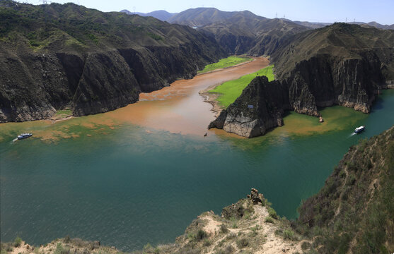 龙汇山