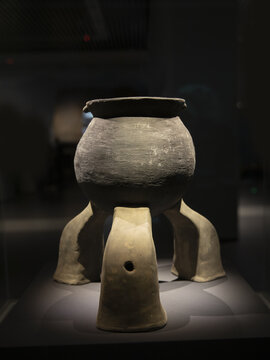 新石器时代陶釜