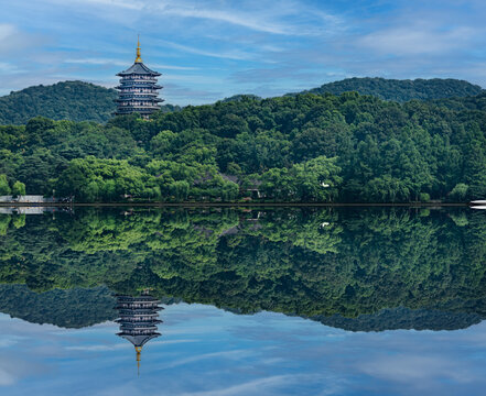 杭州西湖雷峰塔