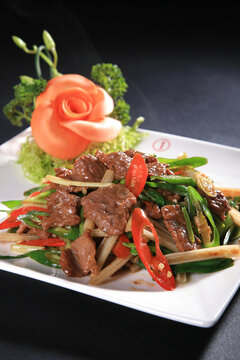 小炒黄牛肉