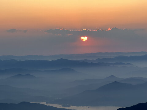 泰山日出