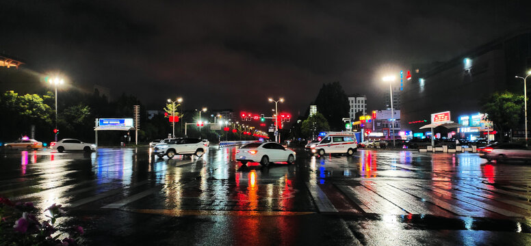 雨后街景