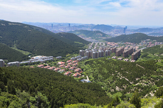 山东济南佛慧山城市全景