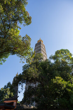 龙兴寺舍利塔