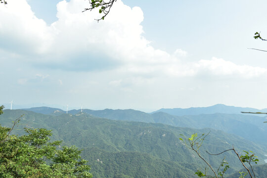 鸡公山蓝天大山