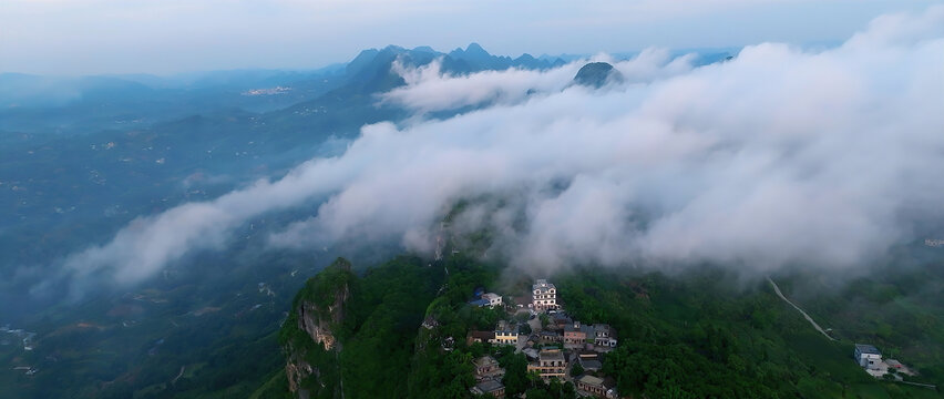 贵州山水风光玉皇顶云海