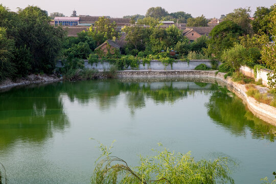 广府古城城内湖景