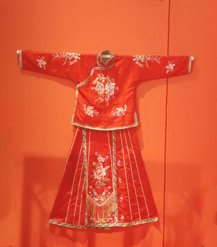 中式婚纱女装