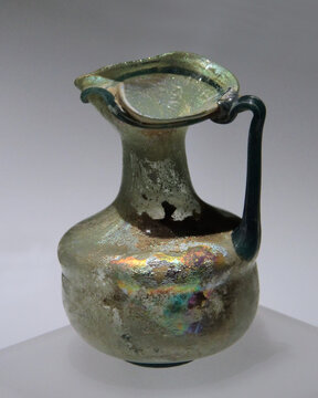 罗马帝国时期玻璃单柄壶