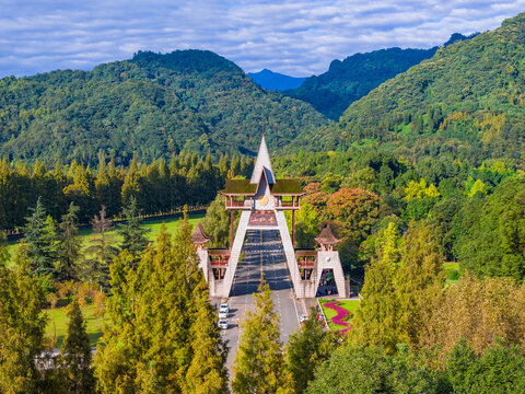 青城山新山门