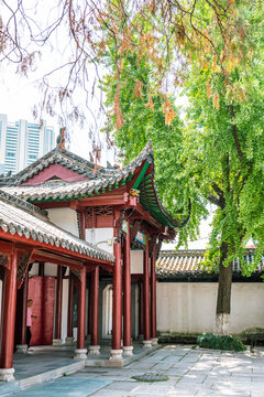 中式建筑飞檐角亭