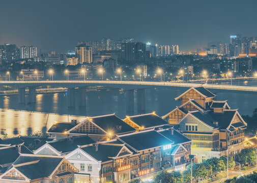 广西柳州窑埠古镇与江滨夜景