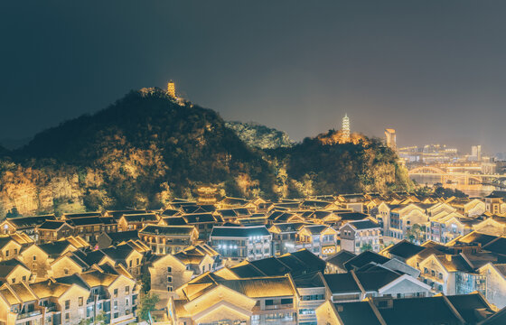 柳州窑埠古镇与蟠龙山夜景