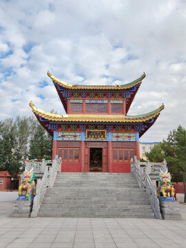 藏族寺庙来拉日巴殿