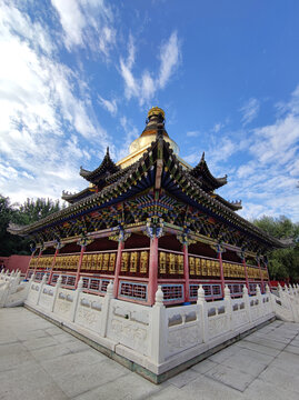 转金塔藏族寺庙