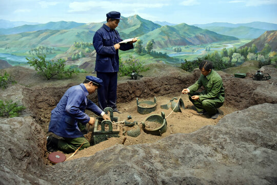 考古现场蜡像