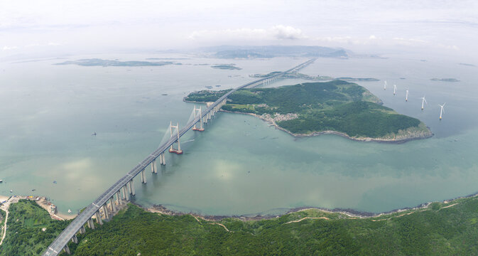 航拍福建平潭海峡公铁两用大桥