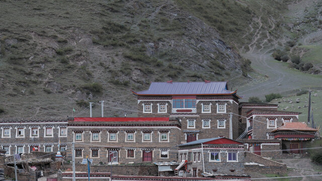川西藏区民居