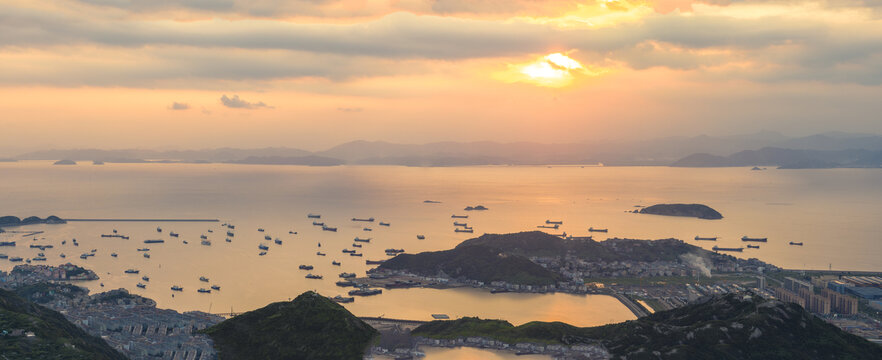 航拍浙江温州石塘半岛海平面