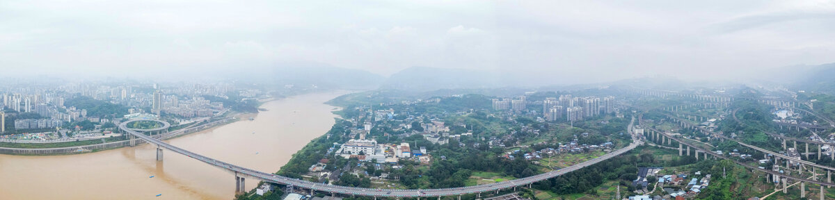 嘉陵江全景