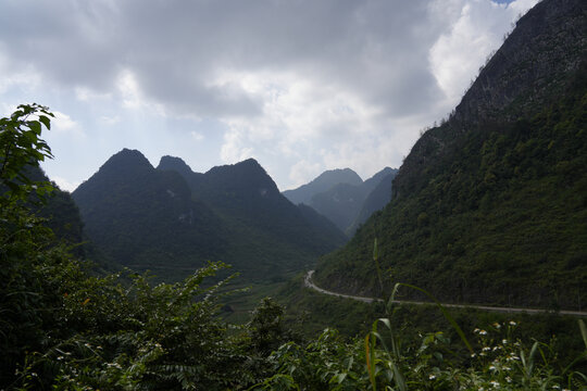 自然风景山路