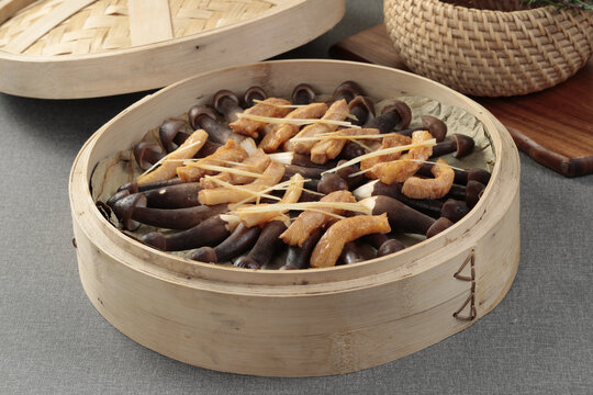 腩丝蒸鸡枞菌