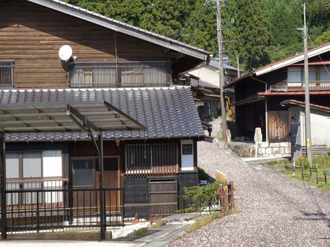 日本山村
