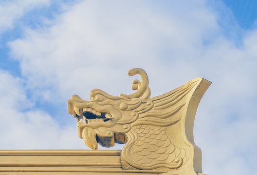 柳州文庙宫殿屋顶中国龙头脊饰