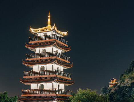 广西柳州文庙文昌塔和凉亭