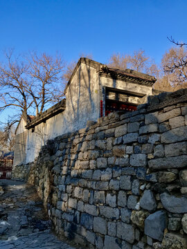 朱家峪古村落石墙石板路