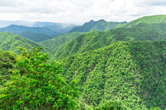 群山