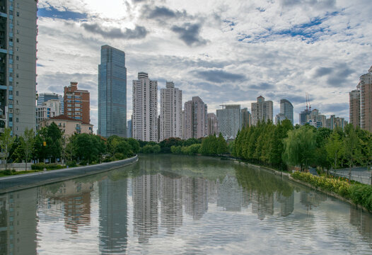 上海苏州河沿岸建筑