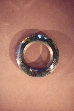 绿色绵瓤状水晶环