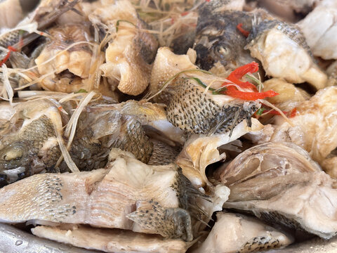 清蒸鲈鱼