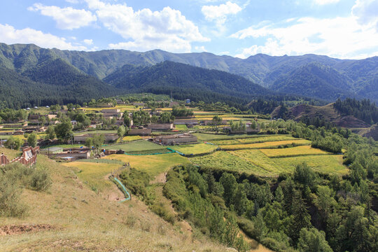 青海坎布拉风景区