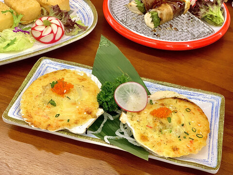 日式美食芝士焗扇贝
