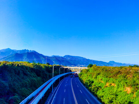 陕西环山路