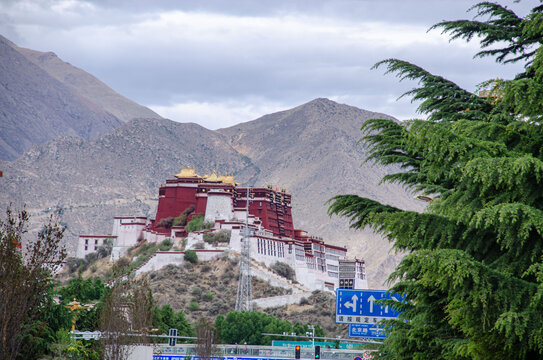 西藏旅游拉萨风光布达拉宫