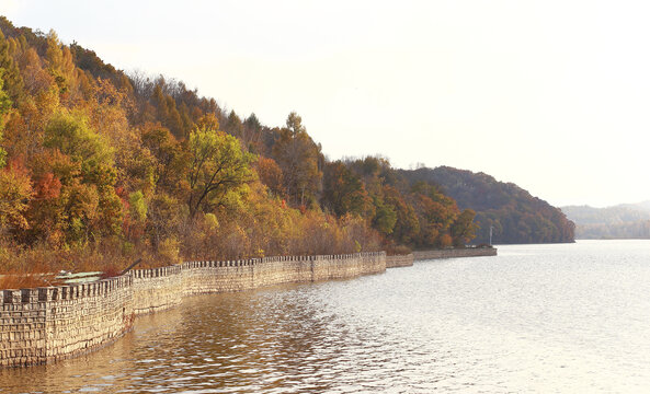 秋季山水