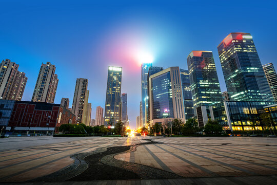 湖南长沙商业区摩天大楼和夜景