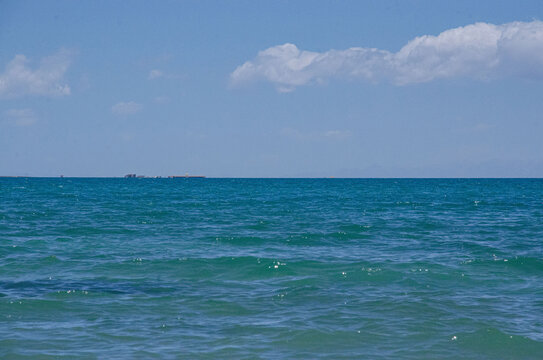 壮阔的青海湖湖面