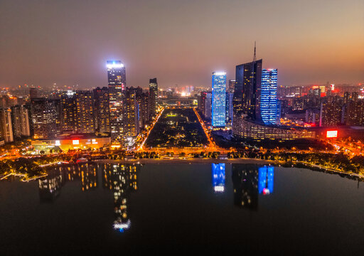 合肥天鹅湖夜景