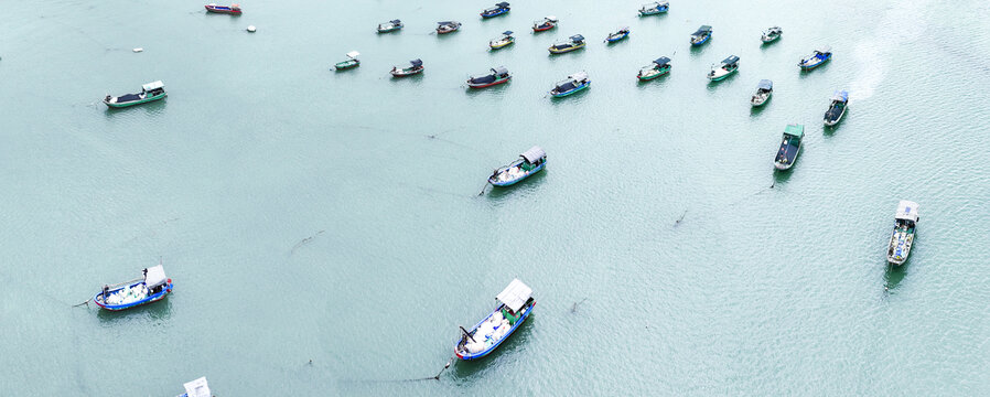 海南澄迈雷公岛新兴港渔船